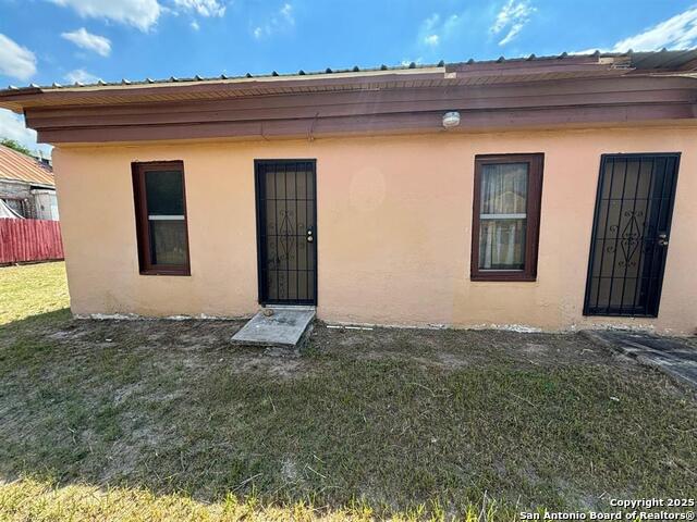 Image 6 of 35 For 201 Vidaurri Ave