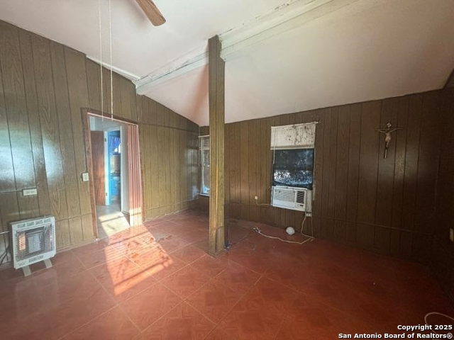 Image 8 of 35 For 201 Vidaurri Ave