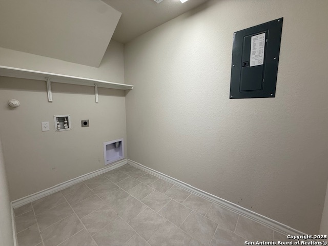 Listing photo id 29 for 222 Grey Woodpecker