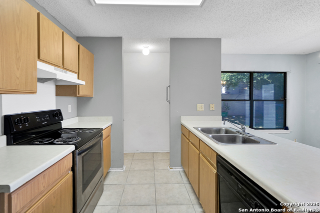 Image 11 of 29 For 8907 Breezefield