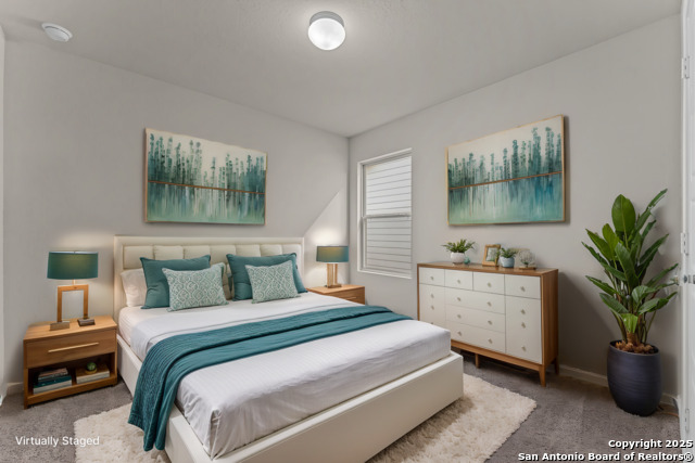 Listing photo id 7 for 8420 Roadrunner Passage