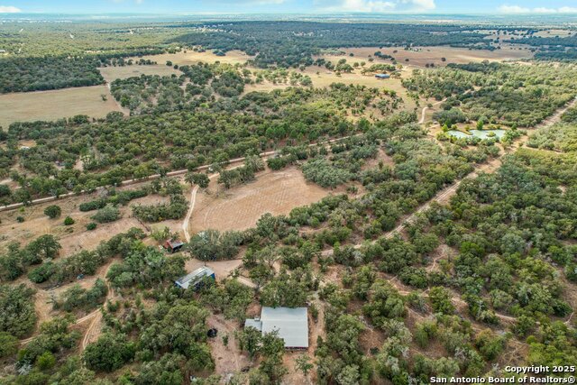 Listing photo id 33 for 3001 Curry  