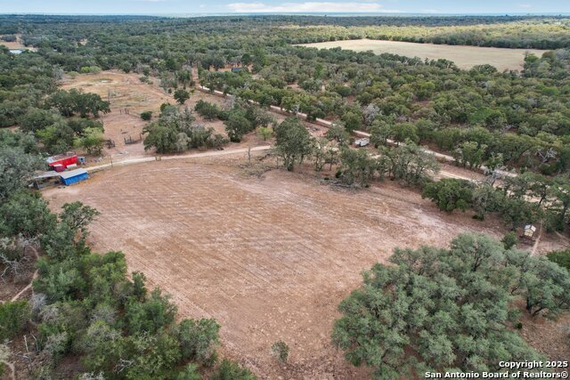 Listing photo id 42 for 3001 Curry  