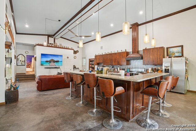 Listing photo id 6 for 3001 Curry  