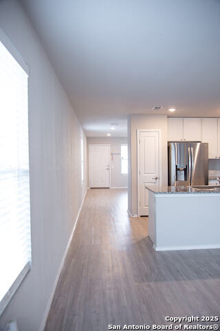 Listing photo id 10 for 4518 Meadowland Pl