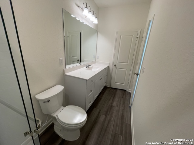 Listing photo id 21 for 14402 Palm Ridge