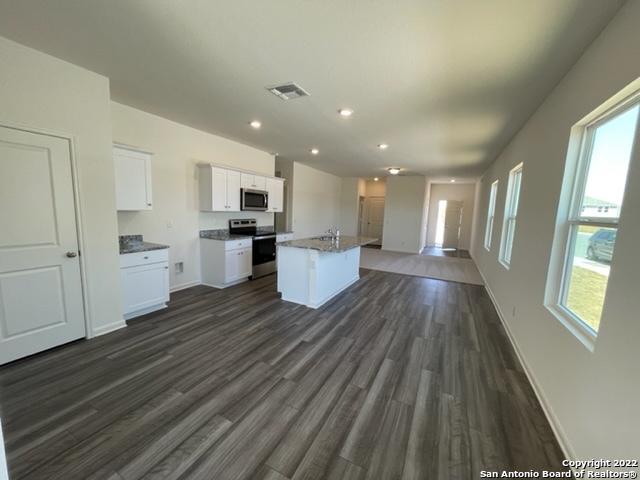 Listing photo id 27 for 14402 Palm Ridge