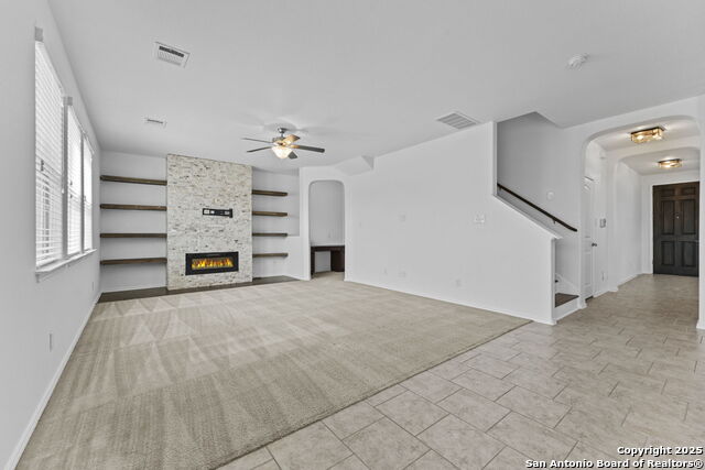 Listing photo id 8 for 10418 Queensland Way