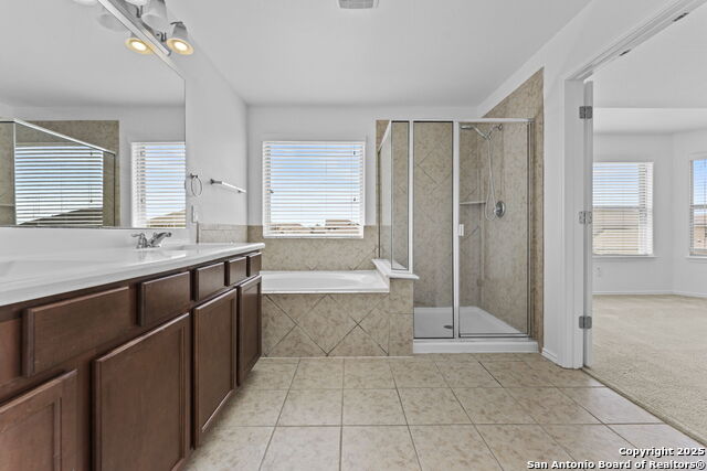 Listing photo id 15 for 10418 Queensland Way