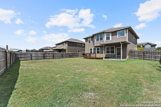 Listing photo id 30 for 10418 Queensland Way