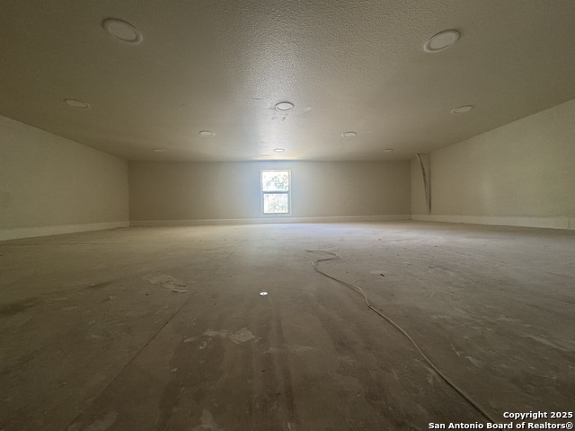 Image 16 of 25 For 15727 Cotton Tail