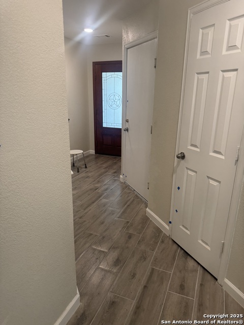 Image 17 of 25 For 15727 Cotton Tail