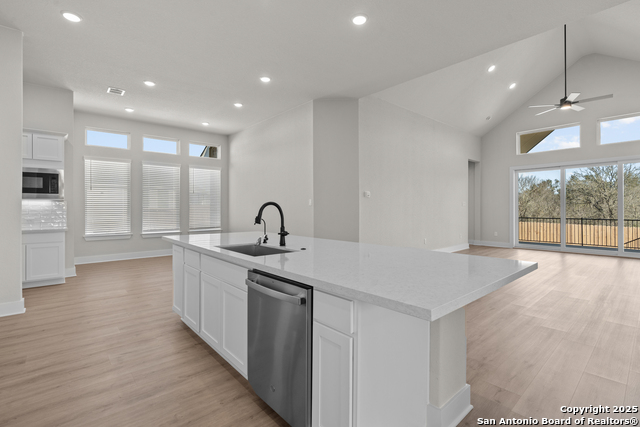 Listing photo id 20 for 169 Highland Park