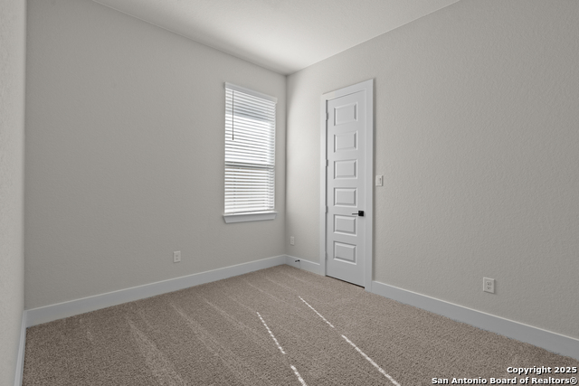 Listing photo id 35 for 169 Highland Park