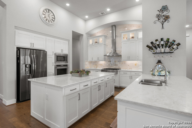 Image 21 of 38 For 17918 Cantera Ct