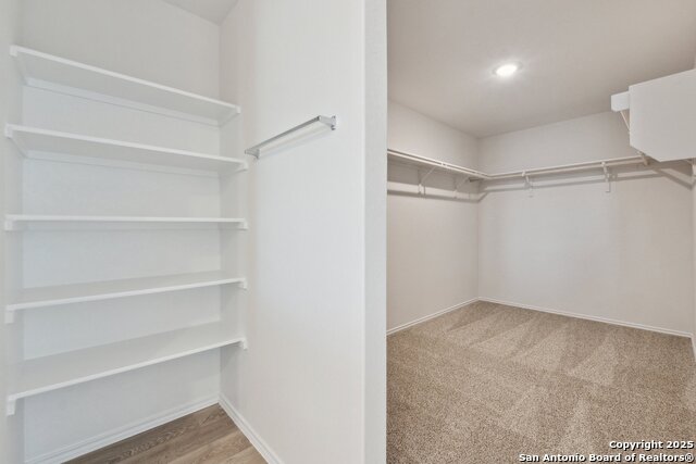 Listing photo id 1 for 1686 Kolbe