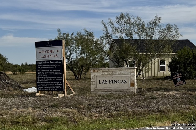 Image 12 of 15 For 295 Lobo