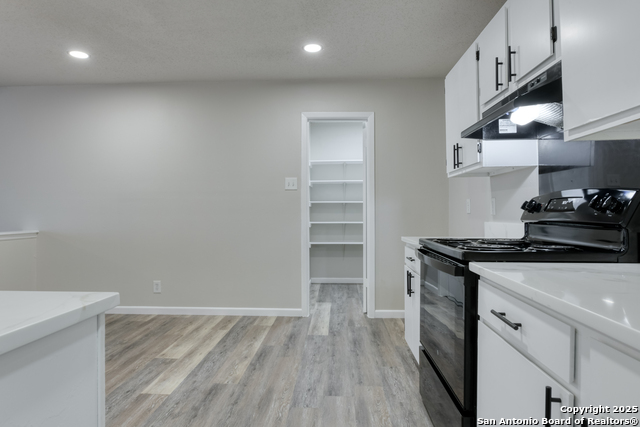 Image 12 of 29 For 6819 Columbia Ridge