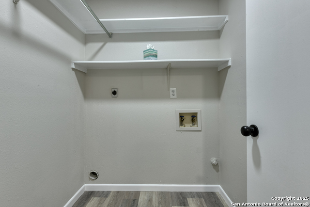 Image 13 of 29 For 6819 Columbia Ridge