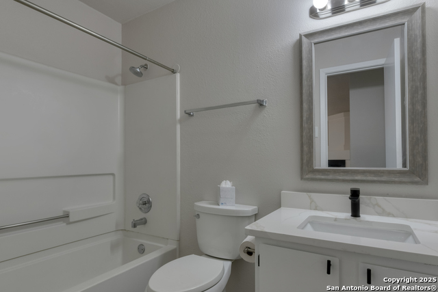 Image 15 of 29 For 6819 Columbia Ridge