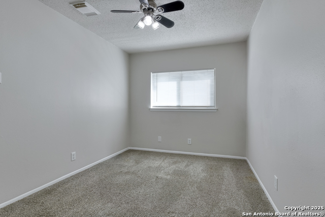 Image 22 of 29 For 6819 Columbia Ridge