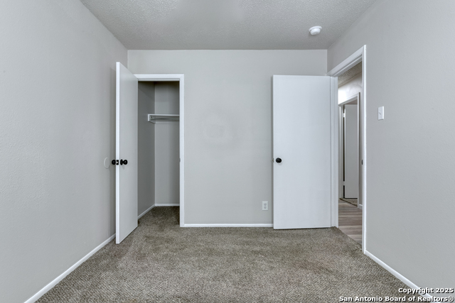 Image 23 of 29 For 6819 Columbia Ridge