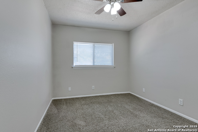 Image 24 of 29 For 6819 Columbia Ridge