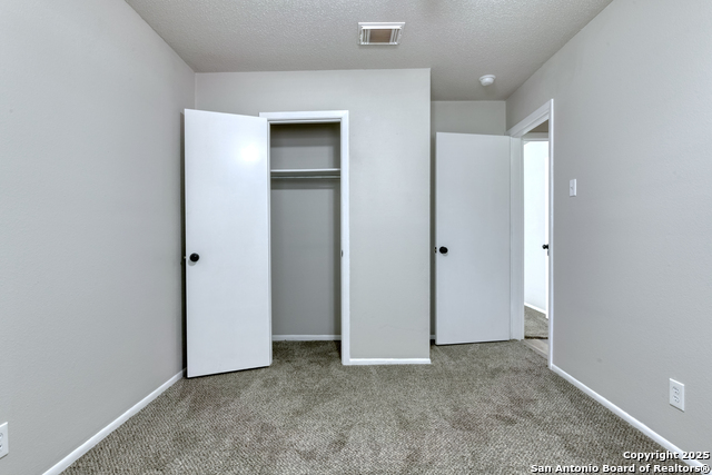 Image 25 of 29 For 6819 Columbia Ridge