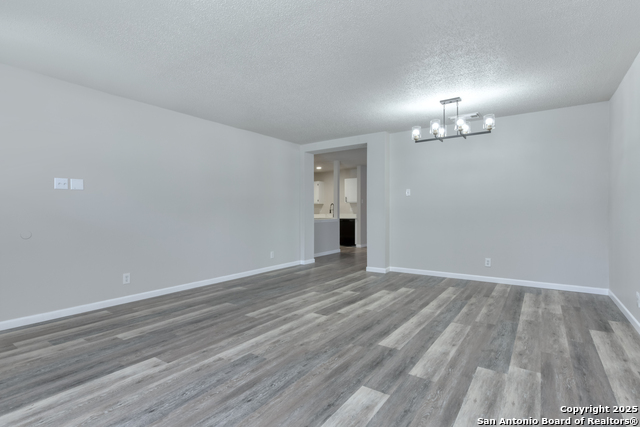 Image 3 of 29 For 6819 Columbia Ridge