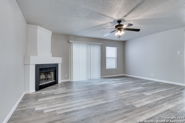 Image 6 of 29 For 6819 Columbia Ridge