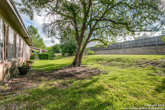 Image 21 of 25 For 3629 Fox Run