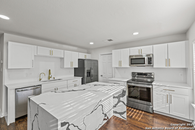Details for 10003 Silver, San Antonio, TX 78254