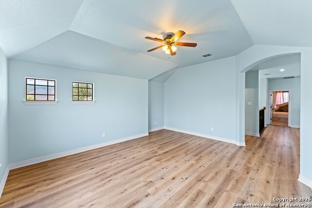 Image 30 of 37 For 11407 Massive Mt