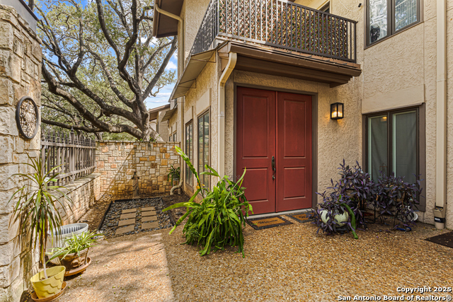 Details for 8000 Donore Pl  7, San Antonio, TX 78229