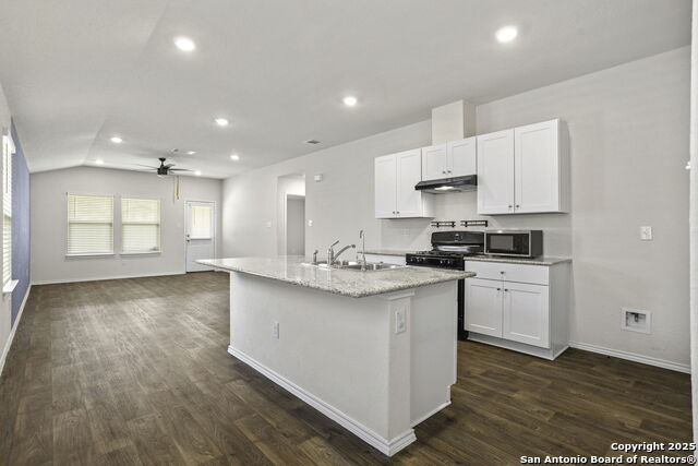 Image 3 of 15 For 12123 Sampson Creek