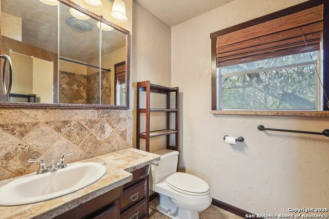 Image 18 of 25 For 3761 Ridgeway