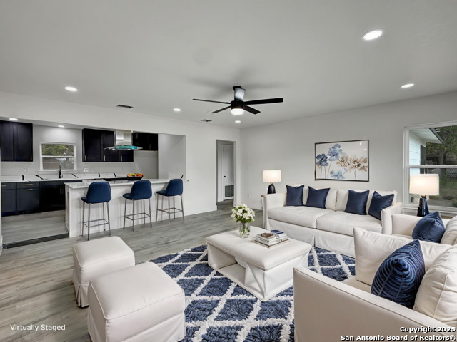 Listing photo id 1 for 519 Jackson Keller