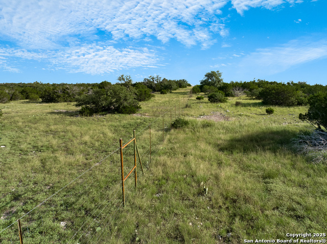 Listing photo id 20 for 0 Cr 121  