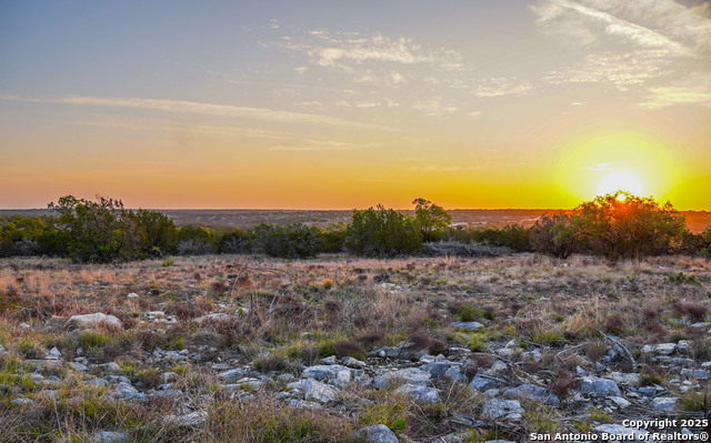 Listing photo id 62 for 0 Cr 121  