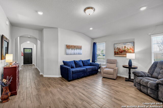 Image 8 of 43 For 2277 Kolibri Way