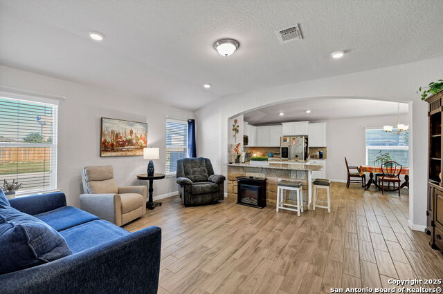 Image 9 of 43 For 2277 Kolibri Way