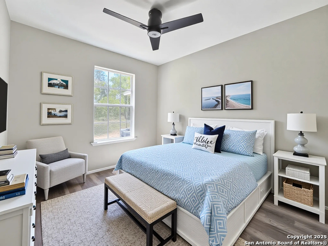 Image 17 of 29 For 4110 Tropical Dr