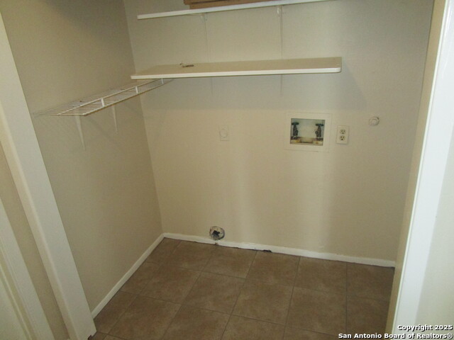 Image 7 of 11 For 4203 Woodmanor Dr  1