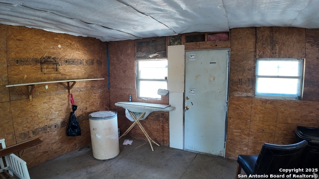 Image 13 of 25 For 708 1 2 4th  