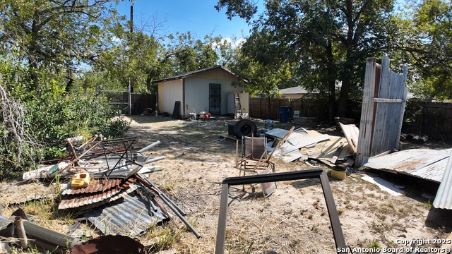 Image 17 of 25 For 708 1 2 4th  