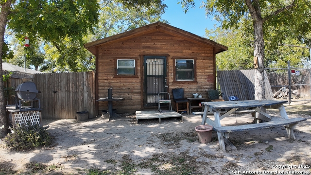 Image 4 of 25 For 708 1 2 4th  