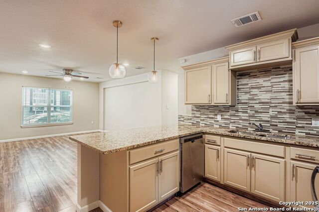 Image 10 of 29 For 122 Adrian Dr