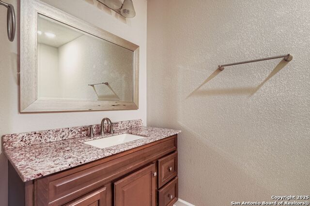 Image 16 of 29 For 122 Adrian Dr