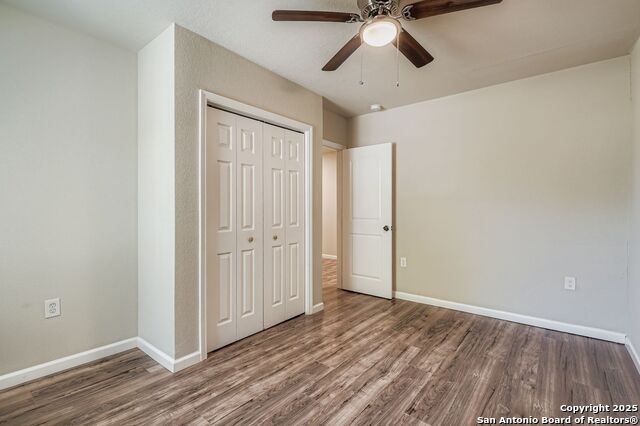 Image 25 of 29 For 122 Adrian Dr