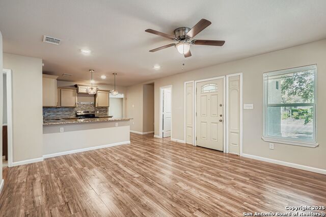 Image 6 of 29 For 122 Adrian Dr